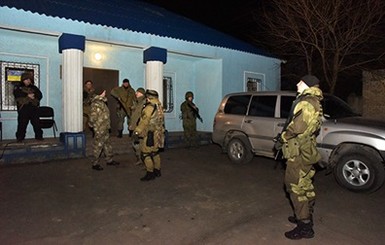 Появилось видео полицейской спецоперации в Марьинке