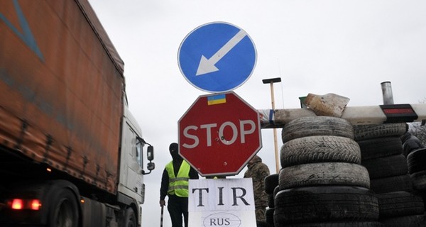 Российским грузовикам разрешили ездить по Украине с 25 февраля