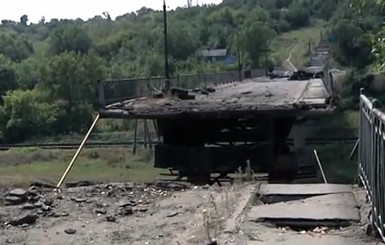 В Лисичанске задержали подрывников моста через Северский Донец