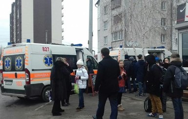 В школе Киевской области распылили слезоточивый газ