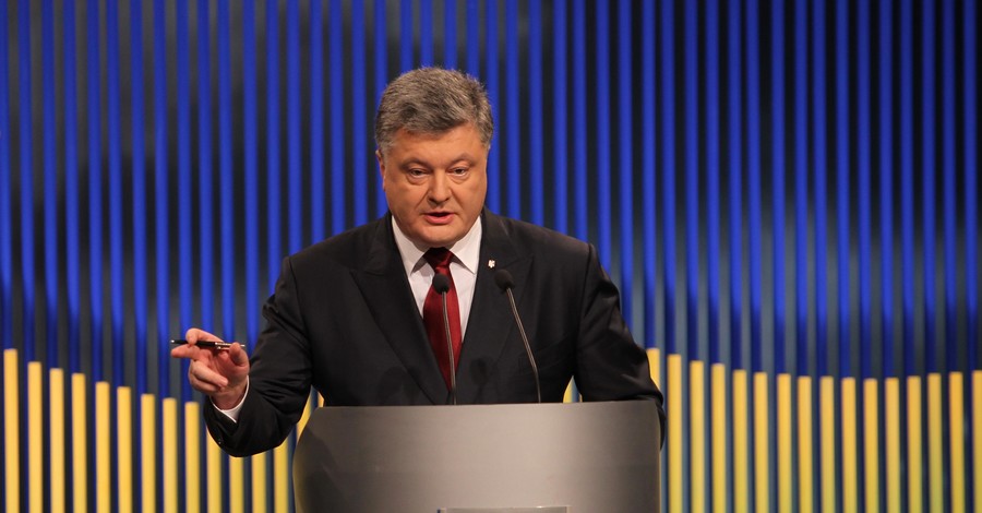 Порошенко обратился к СНБО с призывом ввести таможенный спецрежим для Крыма