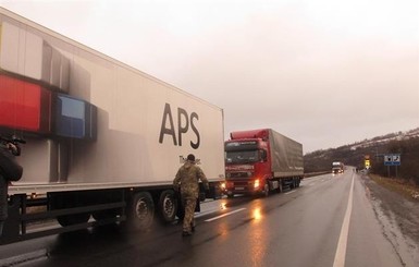 Министерство инфраструктуры рекомендует российским водителям объезжать места блокады