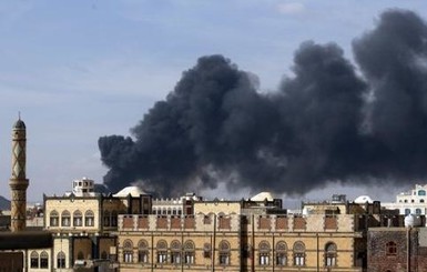 Саудовская коалиция нанесла авиаудары в Йемене, погибли около 30 человек