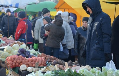 Где в Киеве купить недорогие продукты к 8 марта