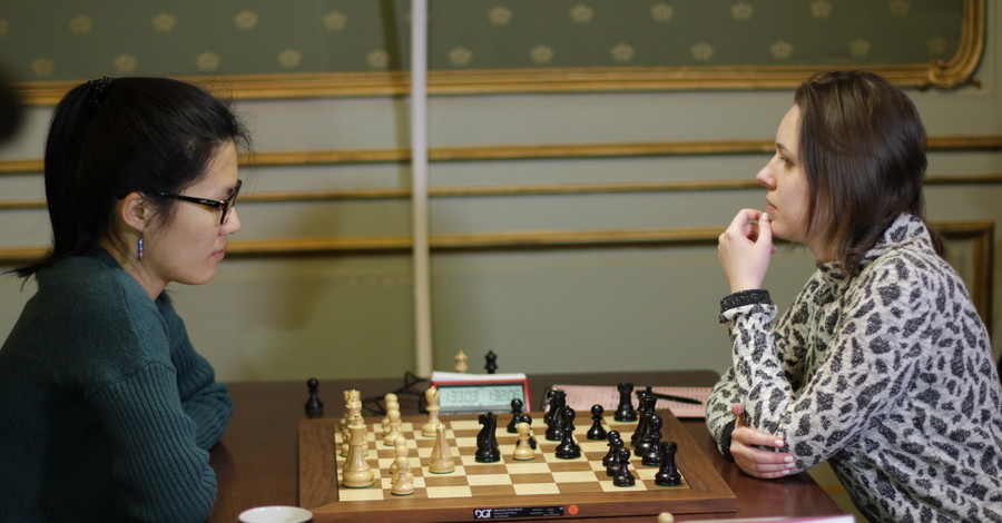 Музычук и Ифань от шахматных партий отвлекал 