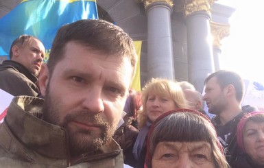 На Майдане тысяча человек требует освободить Савченко