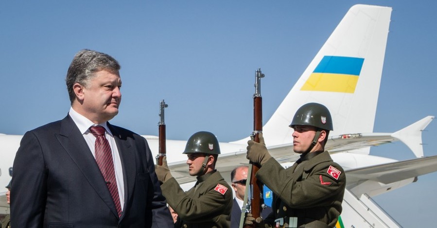 Порошенко в Турции призвал освободить Савченко 