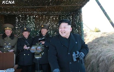 КНДР запустили две баллистические ракеты