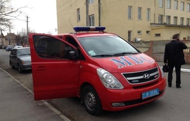 Полиция расследует стрельбу в Мукачево