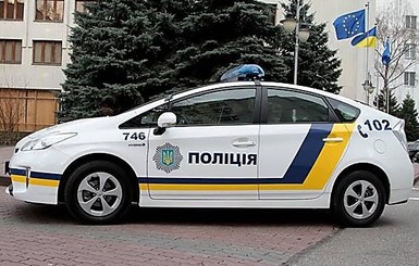 В Киевской области парень, скрываясь от полиции, врезался в электроопору