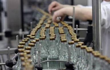 В Украине подорожает алкоголь вслед за повышением цены на спирт 