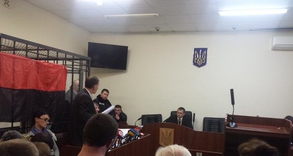 Суд отправил Краснова под стражу, на заседании устроили потасовку