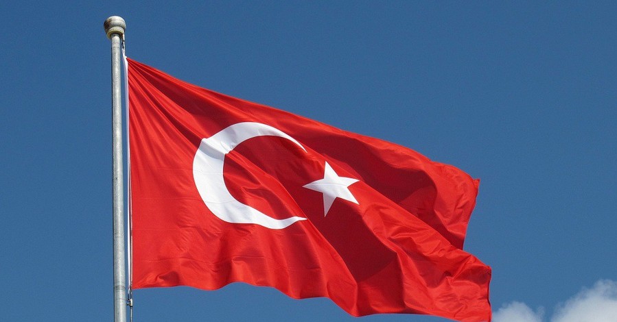 Турция депортировала более трех тысяч иностранцев из-за подозрений в террористических связях