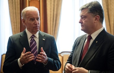 Байден назвал условие выделения кредитов Украине