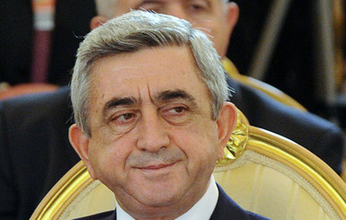 Президент Армении пригрозил признать независимость Нагорного Карабаха 