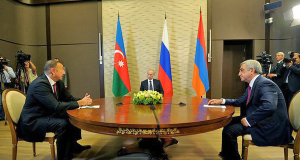 В Кремле пока не знают о встрече президентов Армении, Азрбайджана и России 