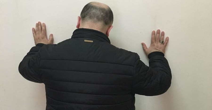 В Киеве задержали азербайджанца, который находится в розыске Интерпола