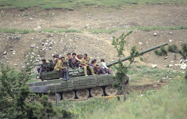 В Нагорном Карабахе объявлено перемирие 