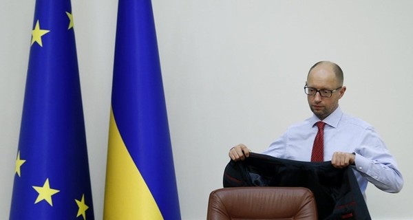 Сегодня премьер-министр Украины Арсений Яценюк может подать в отставку