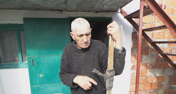 Пока рыбака в Азовском море искали вертолетом, он отсиживался на берегу