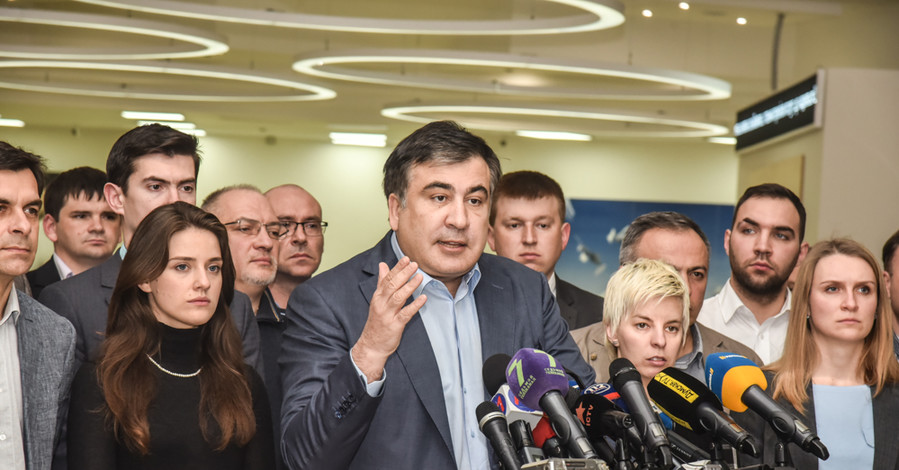 Саакашвили выдвинул Порошенко ряд условий