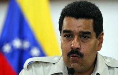 Президент Венесуэлы попросил женщин не сушить волосы феном