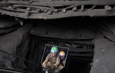 Обвал шахт в Донецкой области: один горняк погиб, двое ранены 
