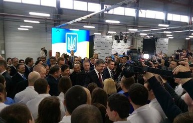 Во Львовской области президент открыл японский завод автокомплектующих