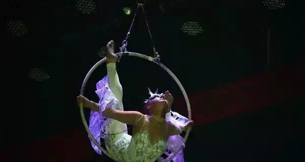 20-летняя харьковчанка стала звездой китайского цирка