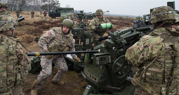 В Латвии начались масштабные учения НАТО