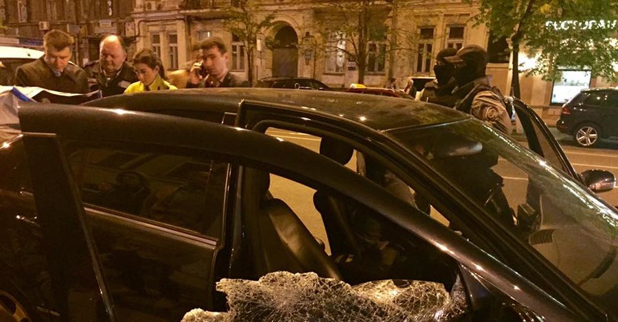 Появилось видео, как  КОРД  в Киеве автоугонщиков арестовывал