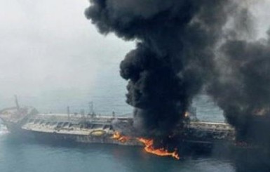 В Каспийском море загорелся российский танкер, есть жертвы