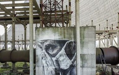 Известный художник из Австралии нарисовал в Чернобыле памятный мурал