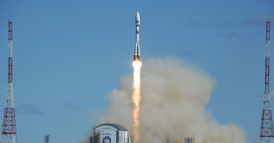 Ракету на космодроме Восточный запустили в присутствии Путина