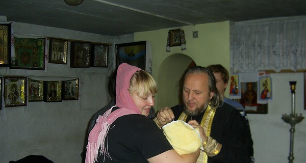 В Днепропетровске покалечили священника и убили матушку