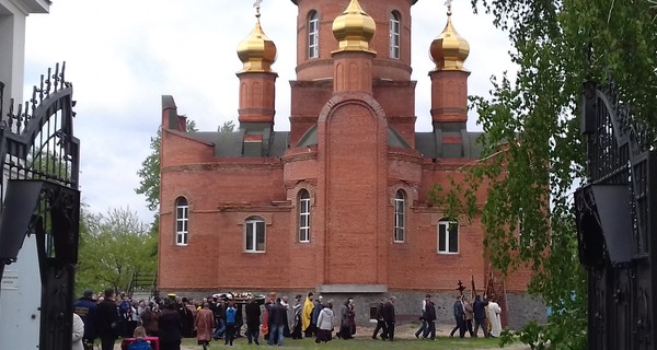 Как священник хоронил свою матушку, убитую грабителями: кричал у гроба под звон колоколов