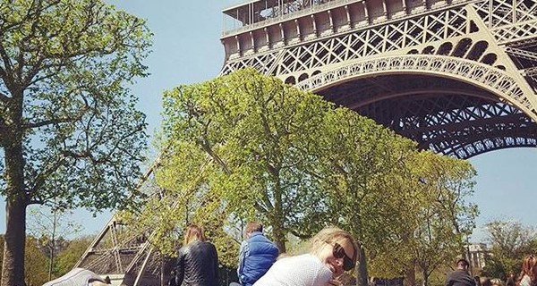 Катя Осадчая на Пасху показала любимому мужчине Париж
