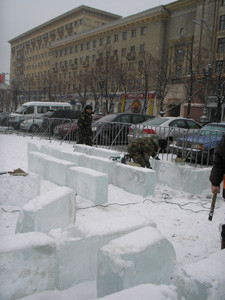 На площади Свободы появится дворец изо льда 