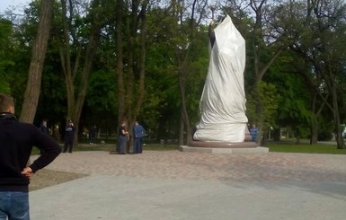 В Полтаве пытались подорвать памятник Мазепе