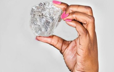 Самый дорогой алмаз в мире продали за $63 млн