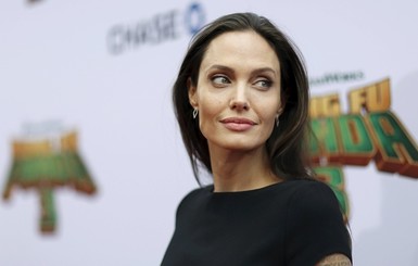 Анджелина Джоли бросает кино и идет в политику?