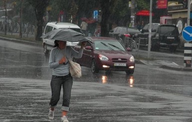 Завтра, 11 мая, в Украине пройдут кратковременные дожди, грозы