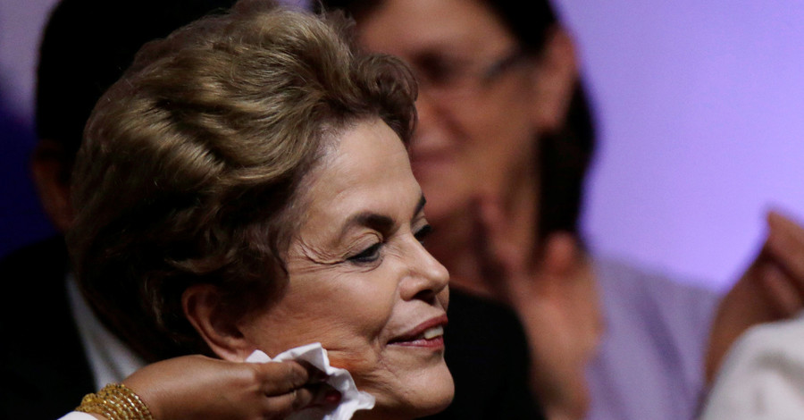 Бразильский сенат на полгода отстранил президента из-за коррупции