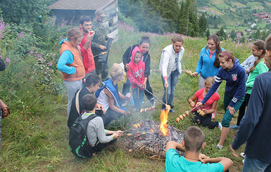 В летних лагерях во Львовской области научат польскому и английскому