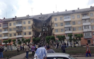 На Кузбассе обрушился подъезд жилой пятиэтажки 