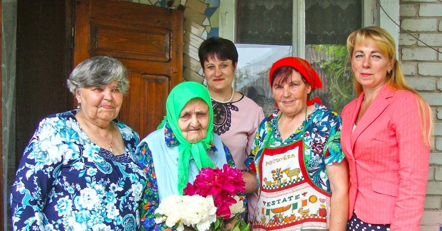 Жительница Днепропетровской области стала матерью-героиней в 101 год