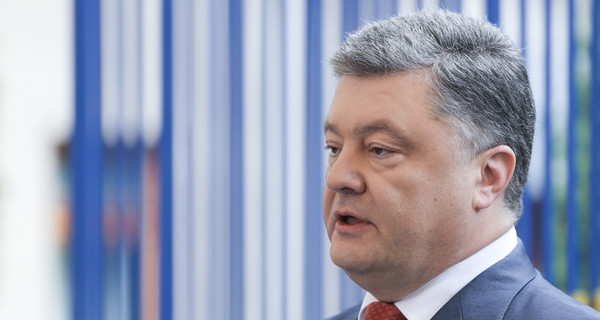 Порошенко: Вопрос по введению полицейской миссии на Донбасс согласован на высшем уровне