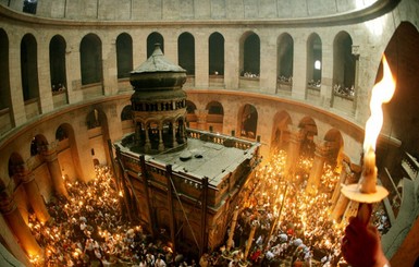 В Иерусалиме впервые за 200 лет начали реставрировать гробницу Христа