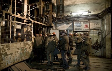 СМИ: шахта Бутовка обвалилась, погибли четверо 