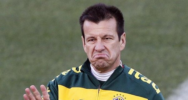 Дунга уволен с поста тренера сборной Бразилии